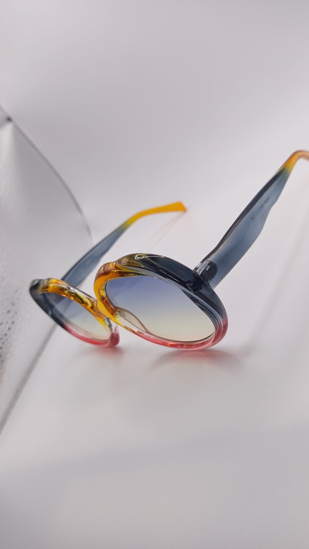 ✨ Lunettes Oversize Rondes Rétro « 5686 » – Dégradé Sunset Bleu Nuit, Ambre & Rose ✨