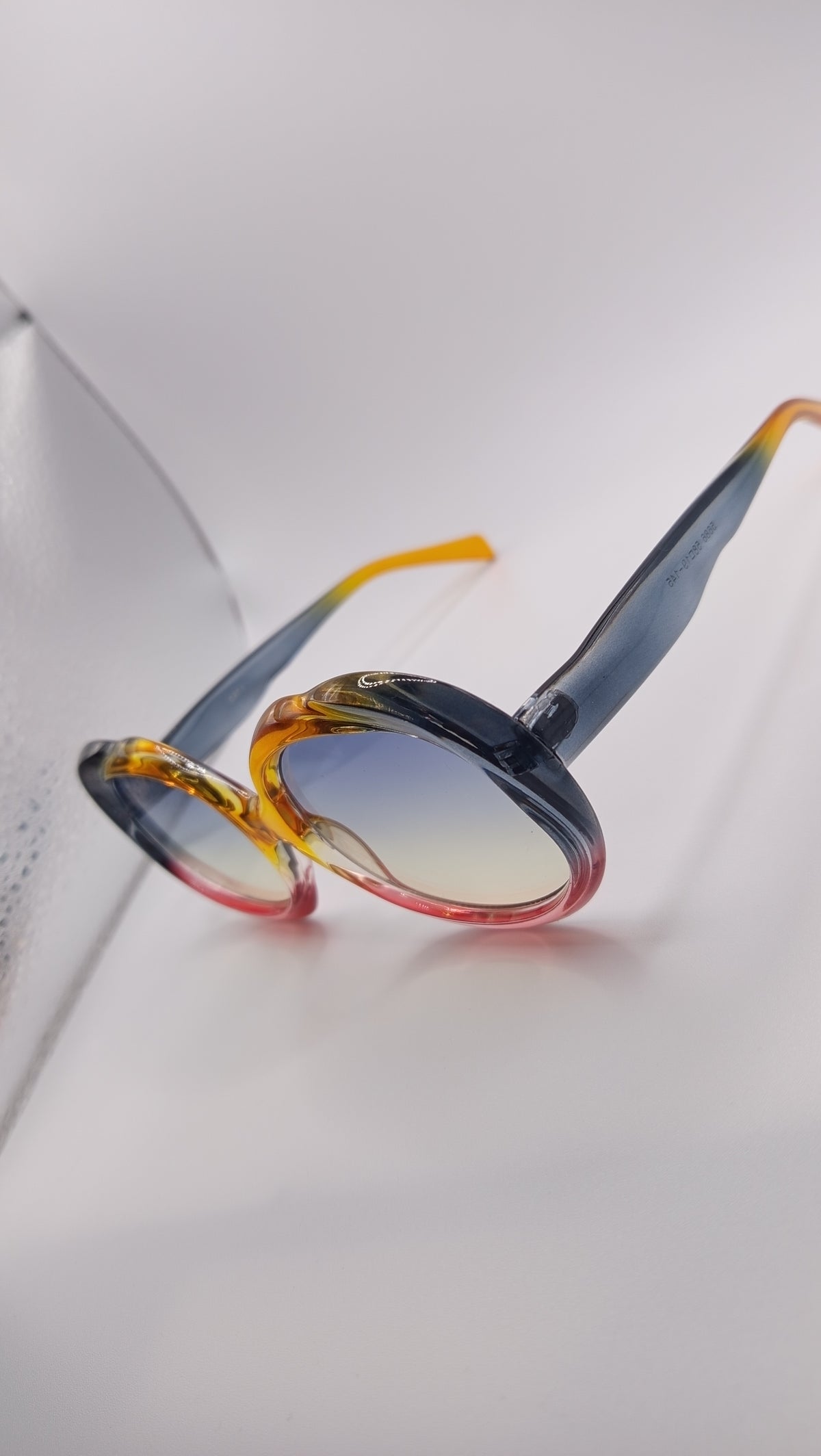 ✨ Lunettes Oversize Rondes Rétro « 5686 » – Dégradé Sunset Bleu Nuit, Ambre & Rose ✨
