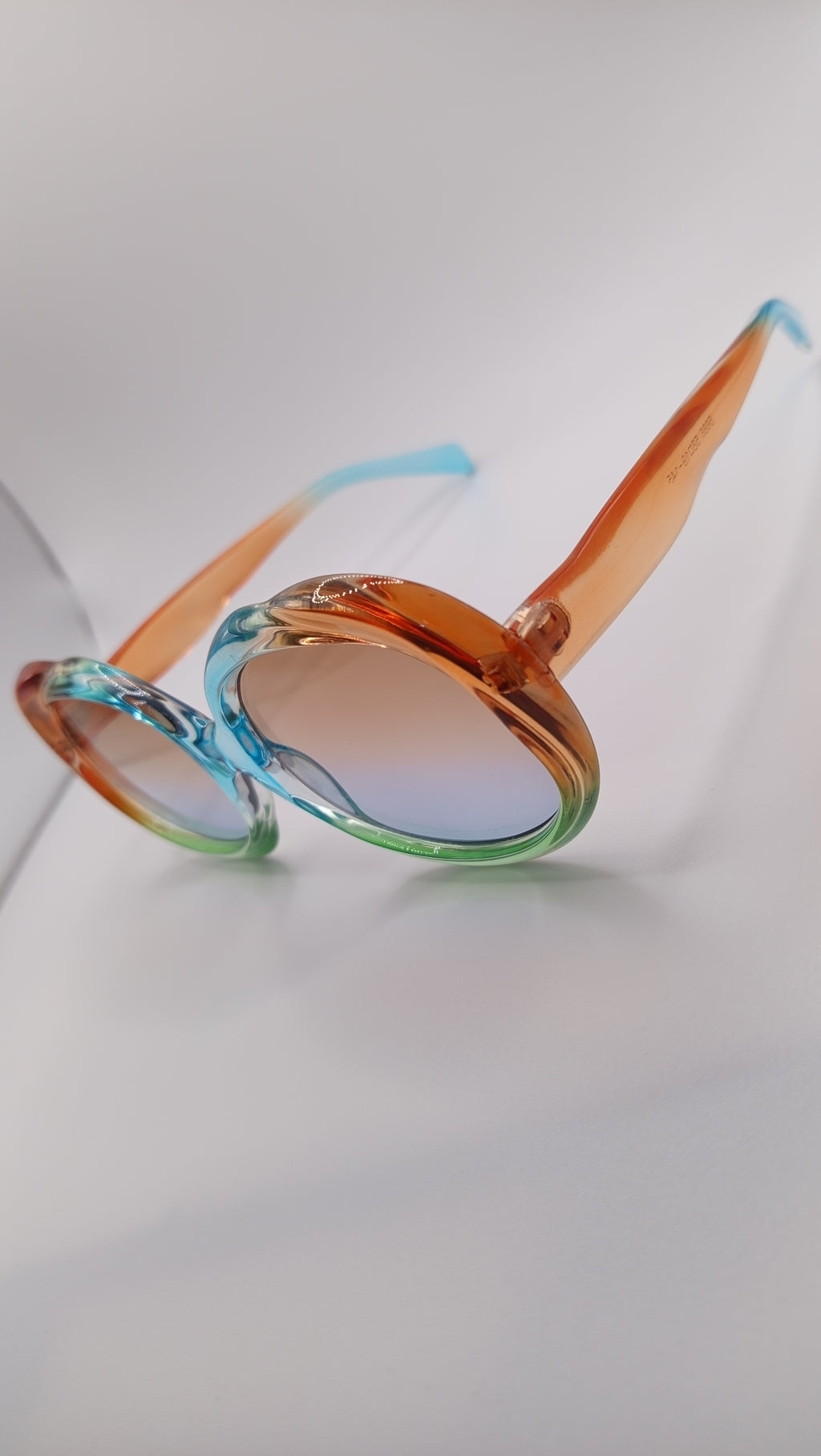✨ Lunettes Oversize Rondes Rétro « 5686 » – Dégradé Sorbet Pêche & Menthe Givrée ✨