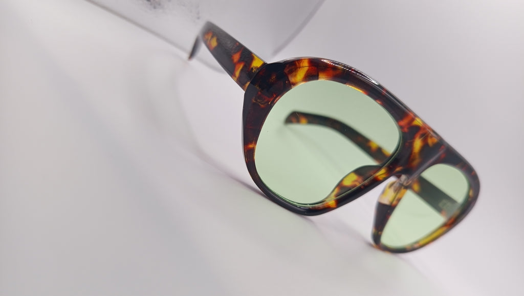 ✨ Lunettes Pilote Rétro « ZN5005 » – Havana Écaille & Verres Vert Vintage ✨