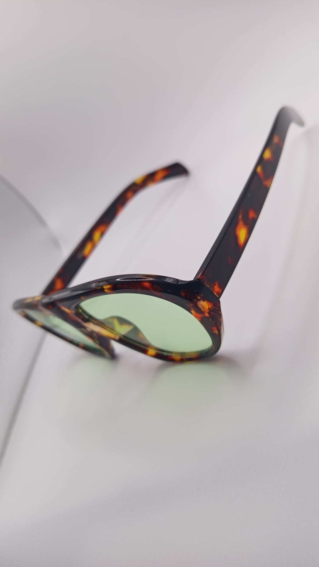 ✨ Lunettes Pilote Rétro « ZN5005 » – Havana Écaille & Verres Vert Vintage ✨