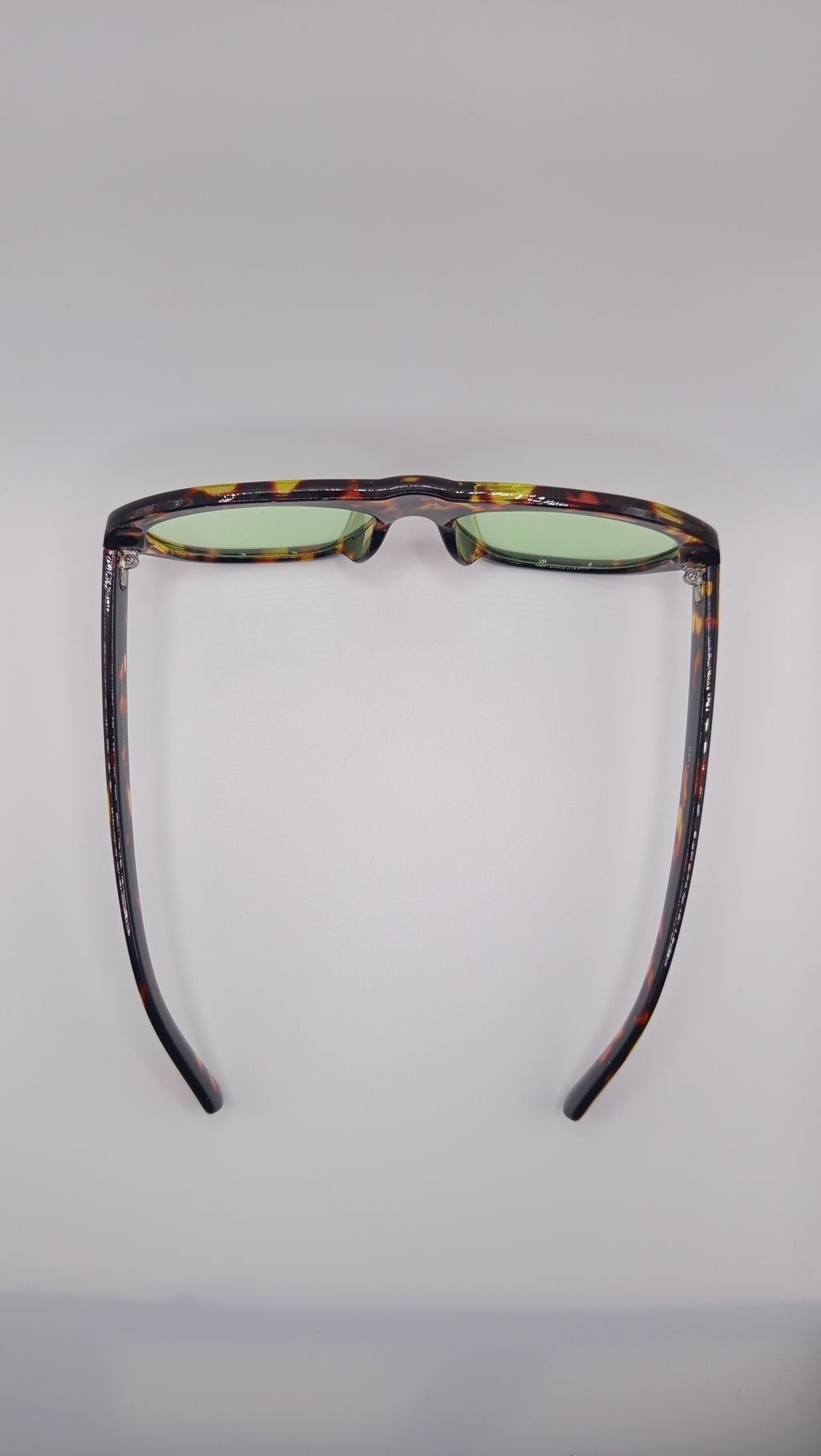 ✨ Lunettes Pilote Rétro « ZN5005 » – Havana Écaille & Verres Vert Vintage ✨