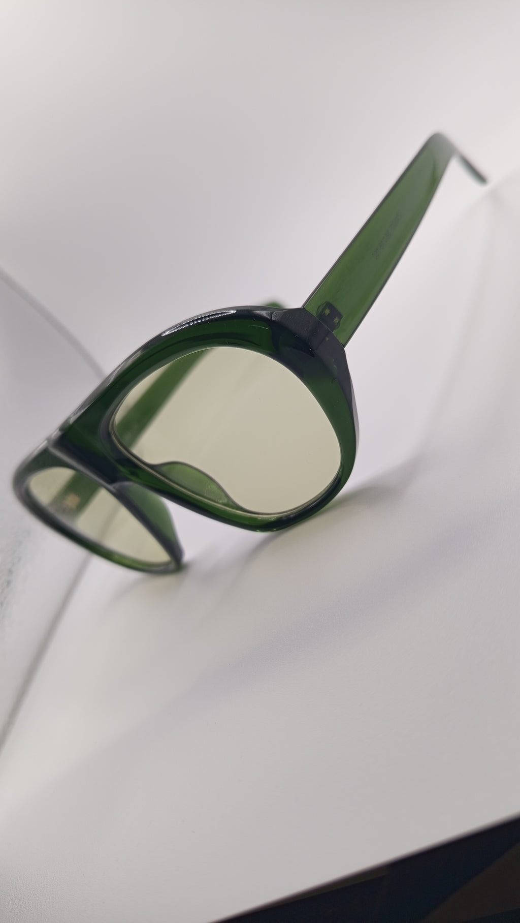 ✨ Lunettes Pilote Rétro « ZN5005 » – Édition Vert Forêt Translucide & Bicolore ✨