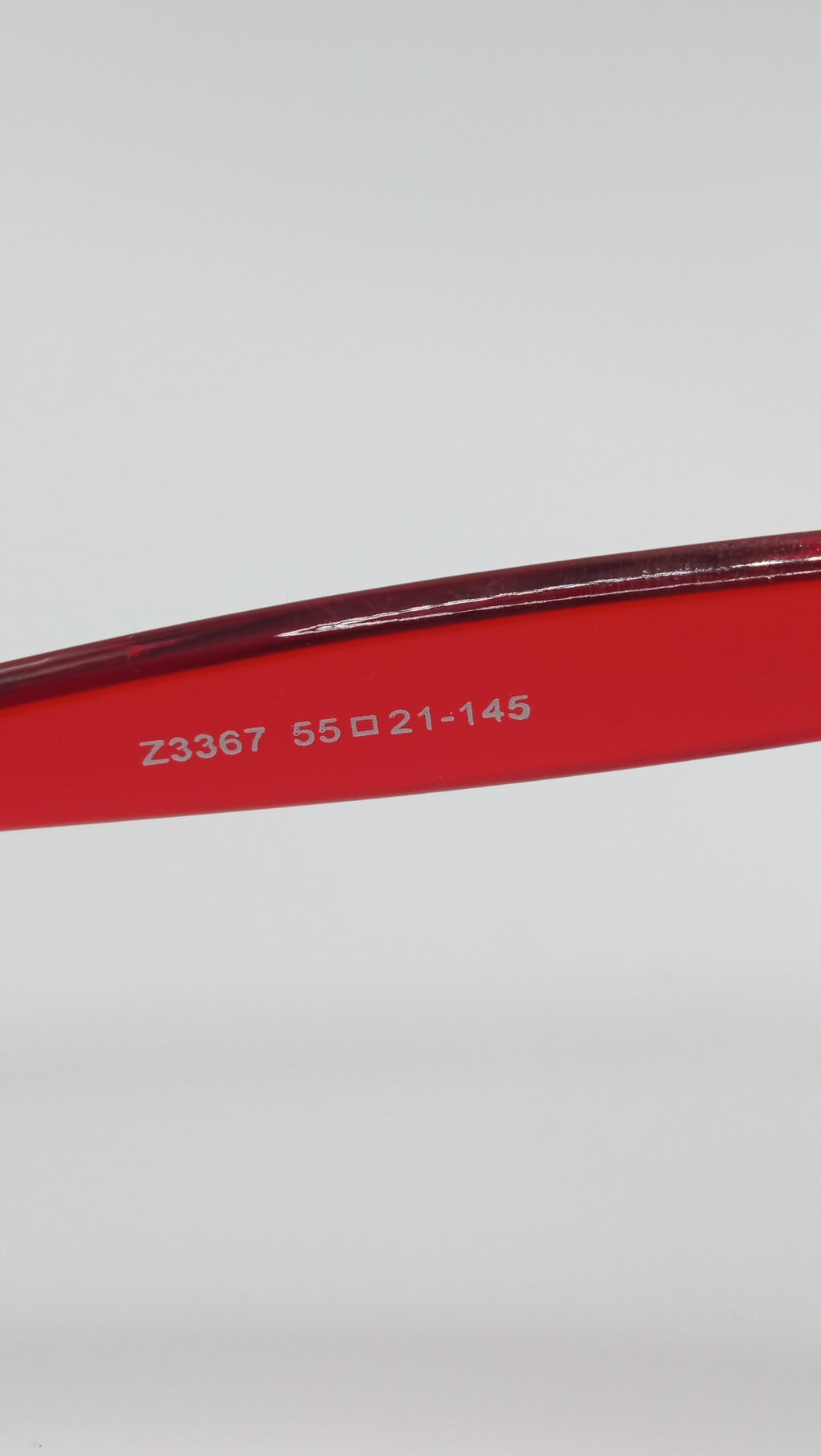 ✨ Lunettes Rétro Papillon « Z3367 » – Bicolore Crème Ivoire & Rouge Rubis ✨