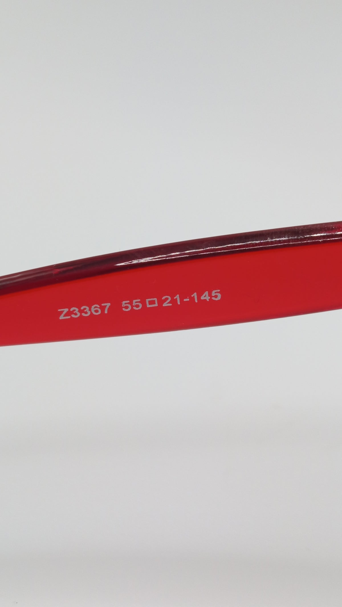 ✨ Lunettes Rétro Papillon « Z3367 » – Bicolore Crème Ivoire & Rouge Rubis ✨