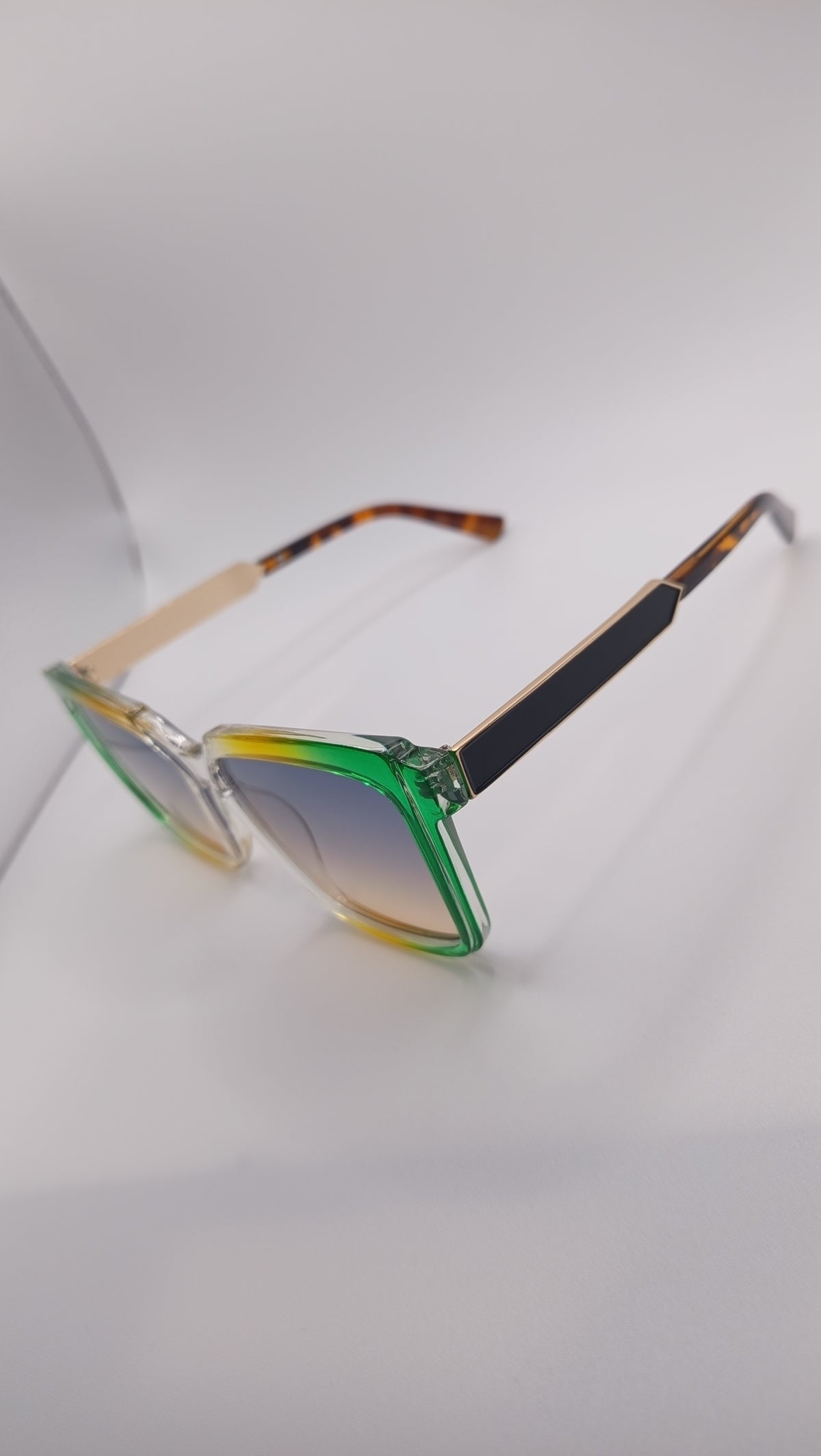 ✨ Lunettes Géométriques Oversize « M6184 » – Cocktail Dégradé Émeraude, Citron & Écaille ✨