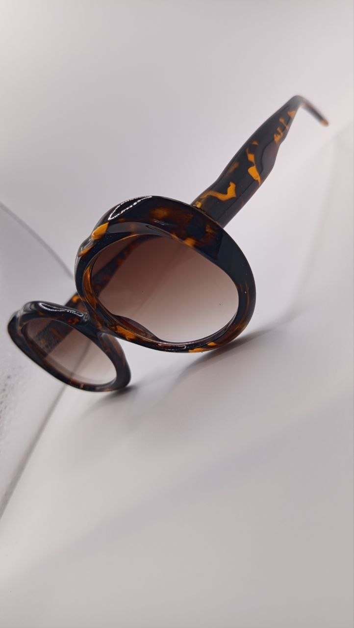 ✨ Lunettes Oversize Rondes Rétro « 5686 » – Édition Écaille Havana & Verres Dégradés Brun ✨